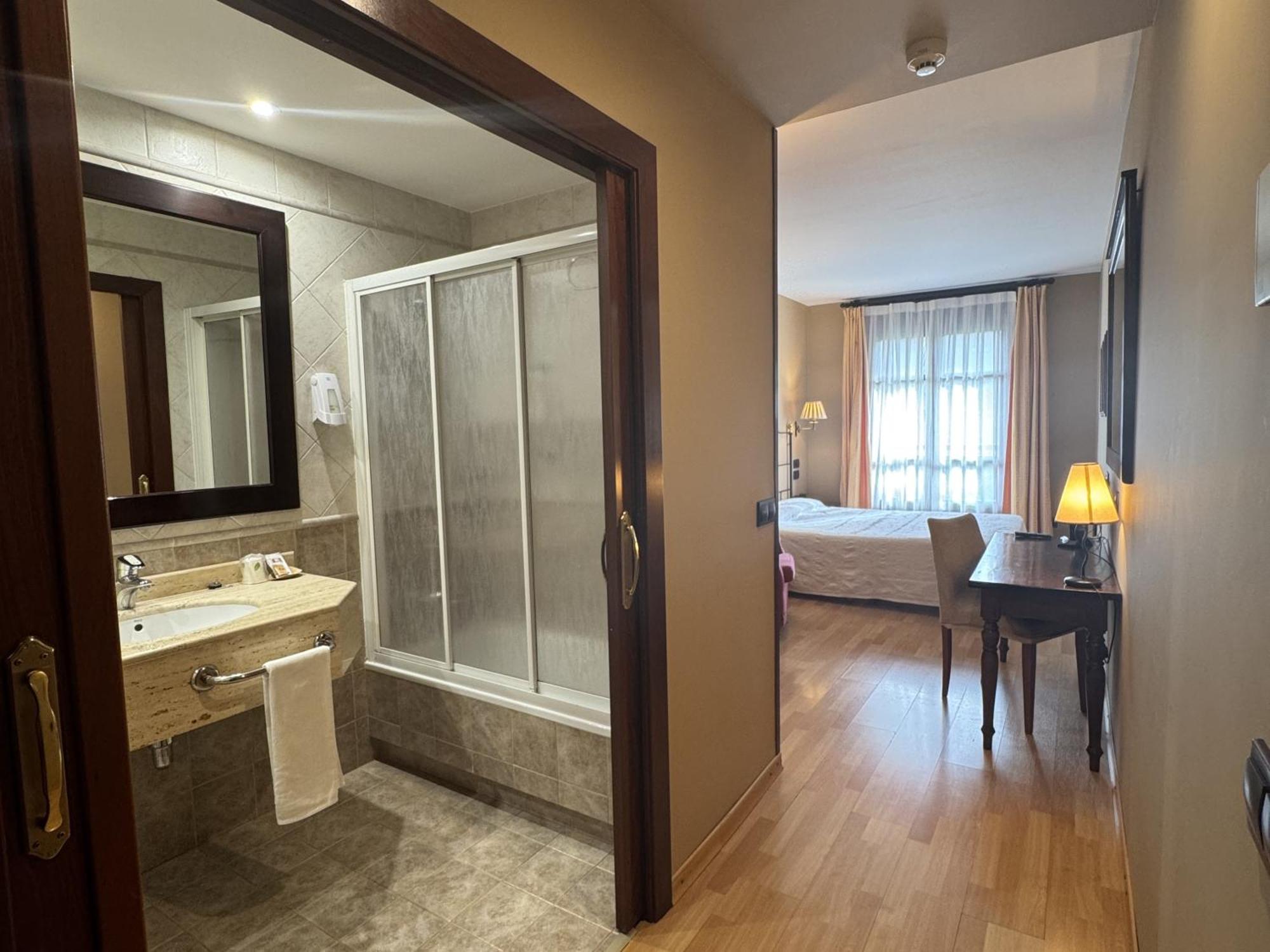 Hotel Cotiella Campo  Zewnętrze zdjęcie