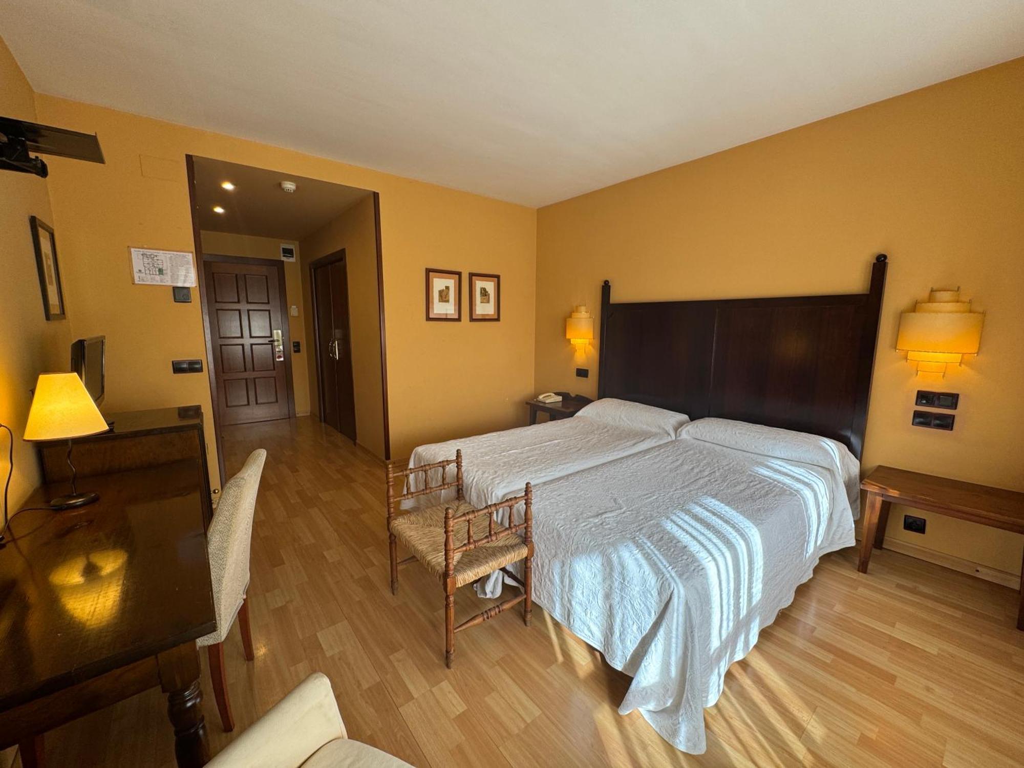 Hotel Cotiella Campo  Zewnętrze zdjęcie