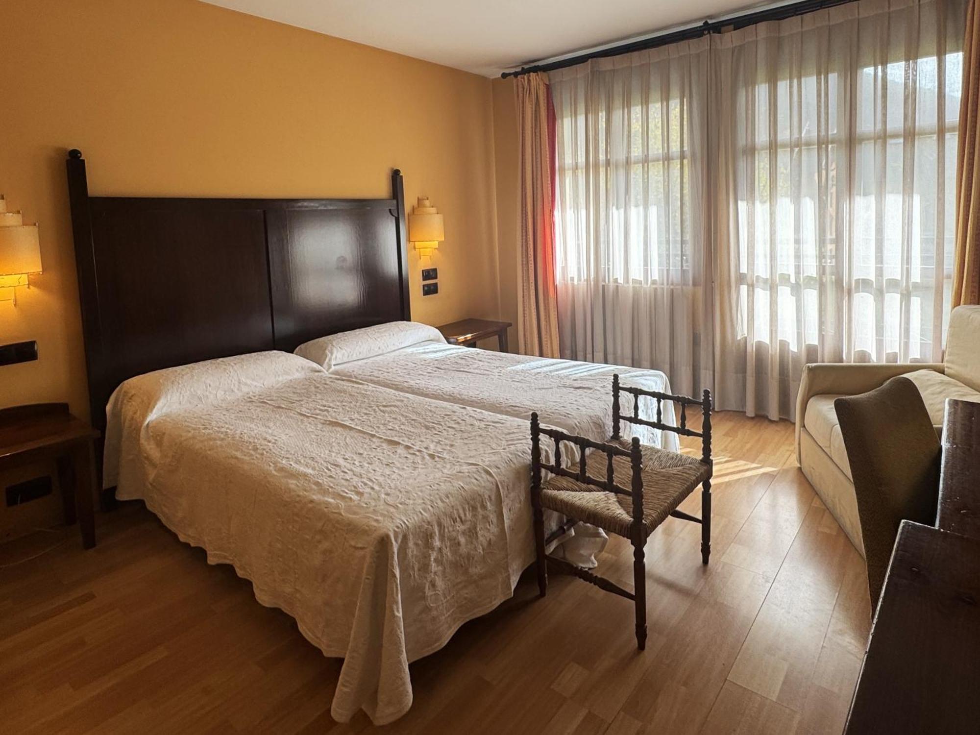 Hotel Cotiella Campo  Zewnętrze zdjęcie