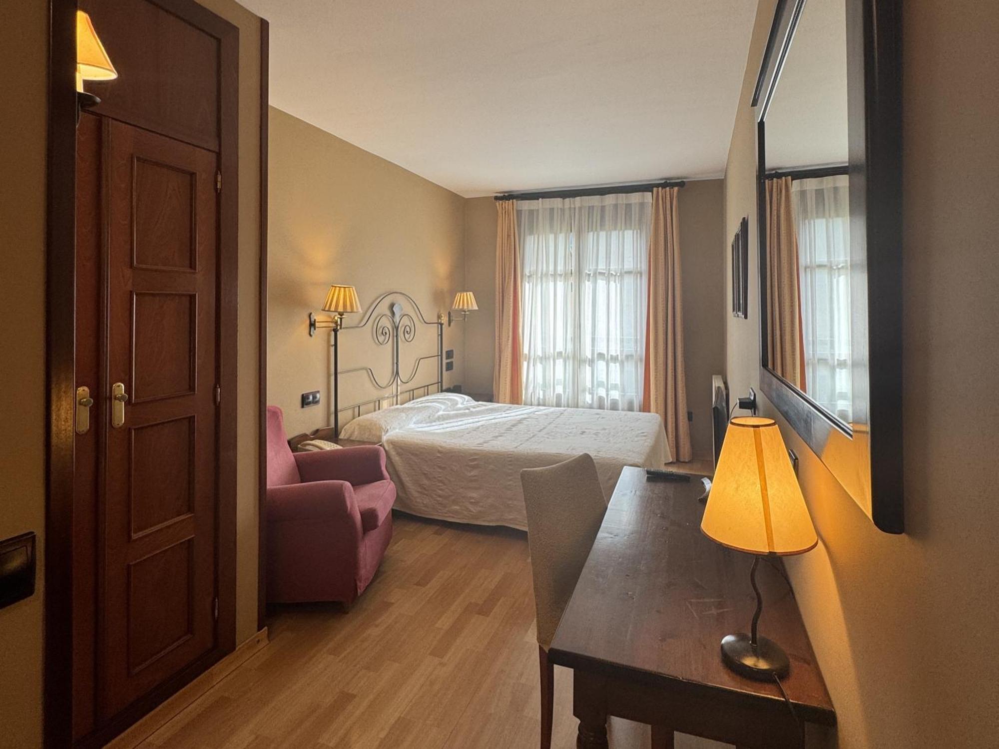 Hotel Cotiella Campo  Zewnętrze zdjęcie